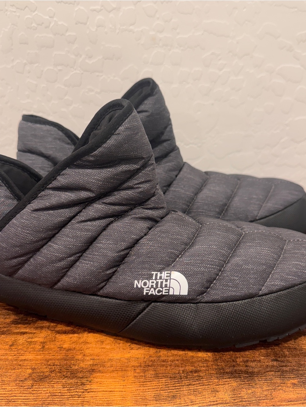 The North Face Thermoball Traction Booties Gray Mens 12 Slippers Winter Snow